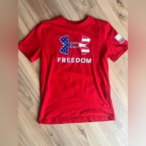 Boys youth large under armour tee